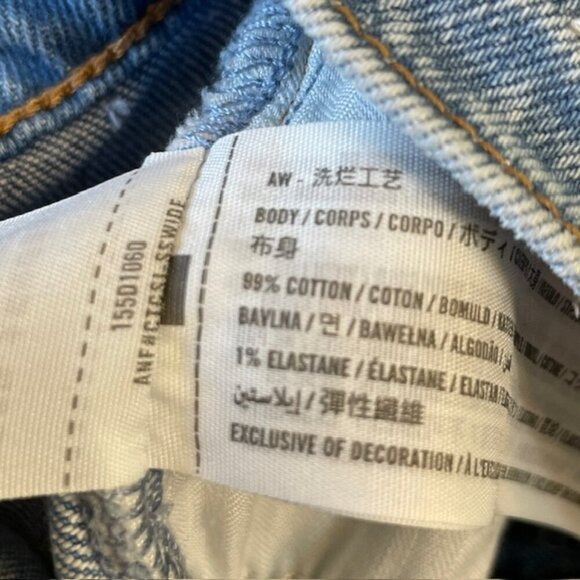 Abercrombie & Fitch 90s Straight Ultra High Rise Jeans Light Blue Raw Hem A&F 26 - Picture 6 of 6